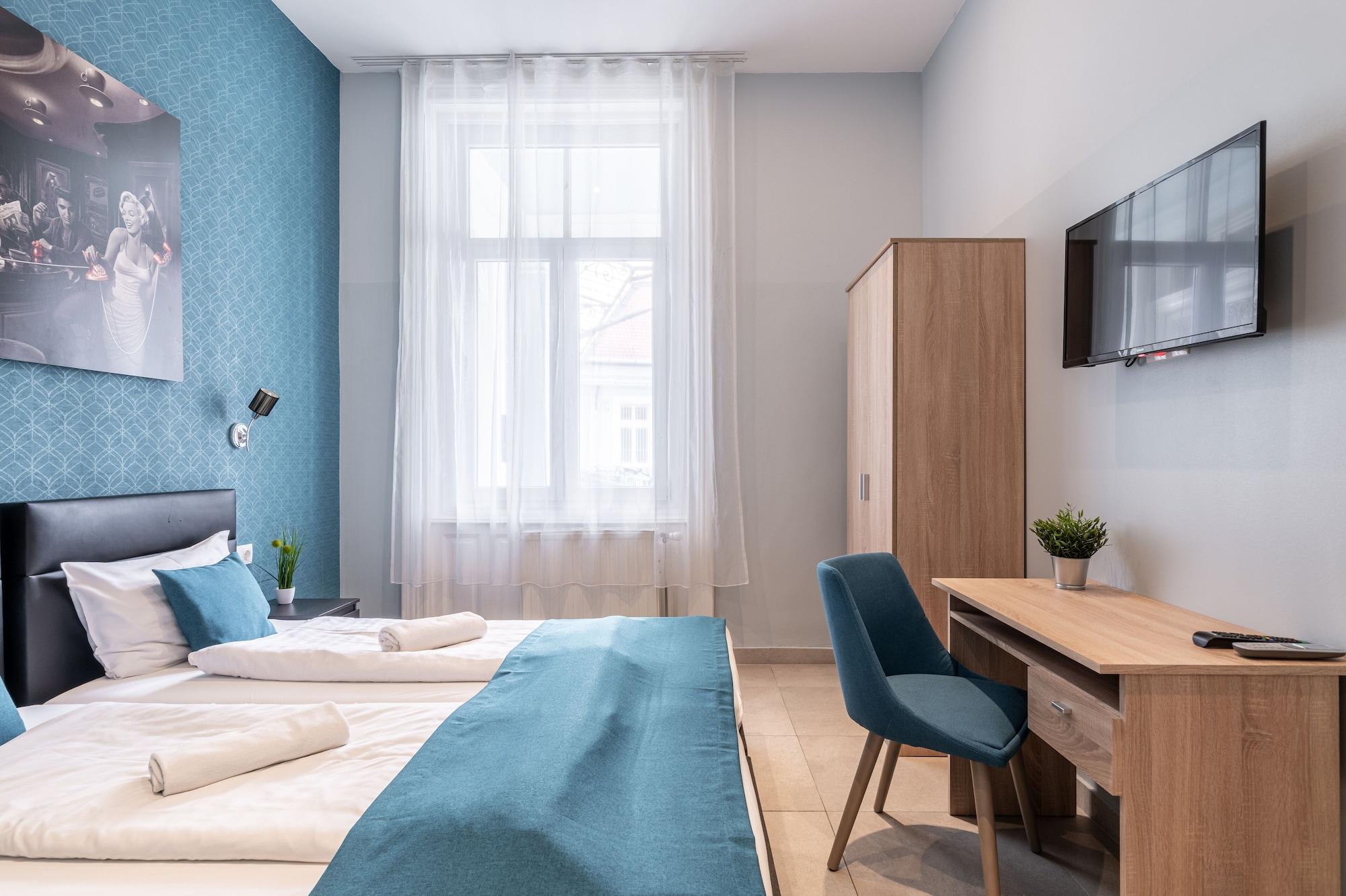 Full Moon Hotel Budapest