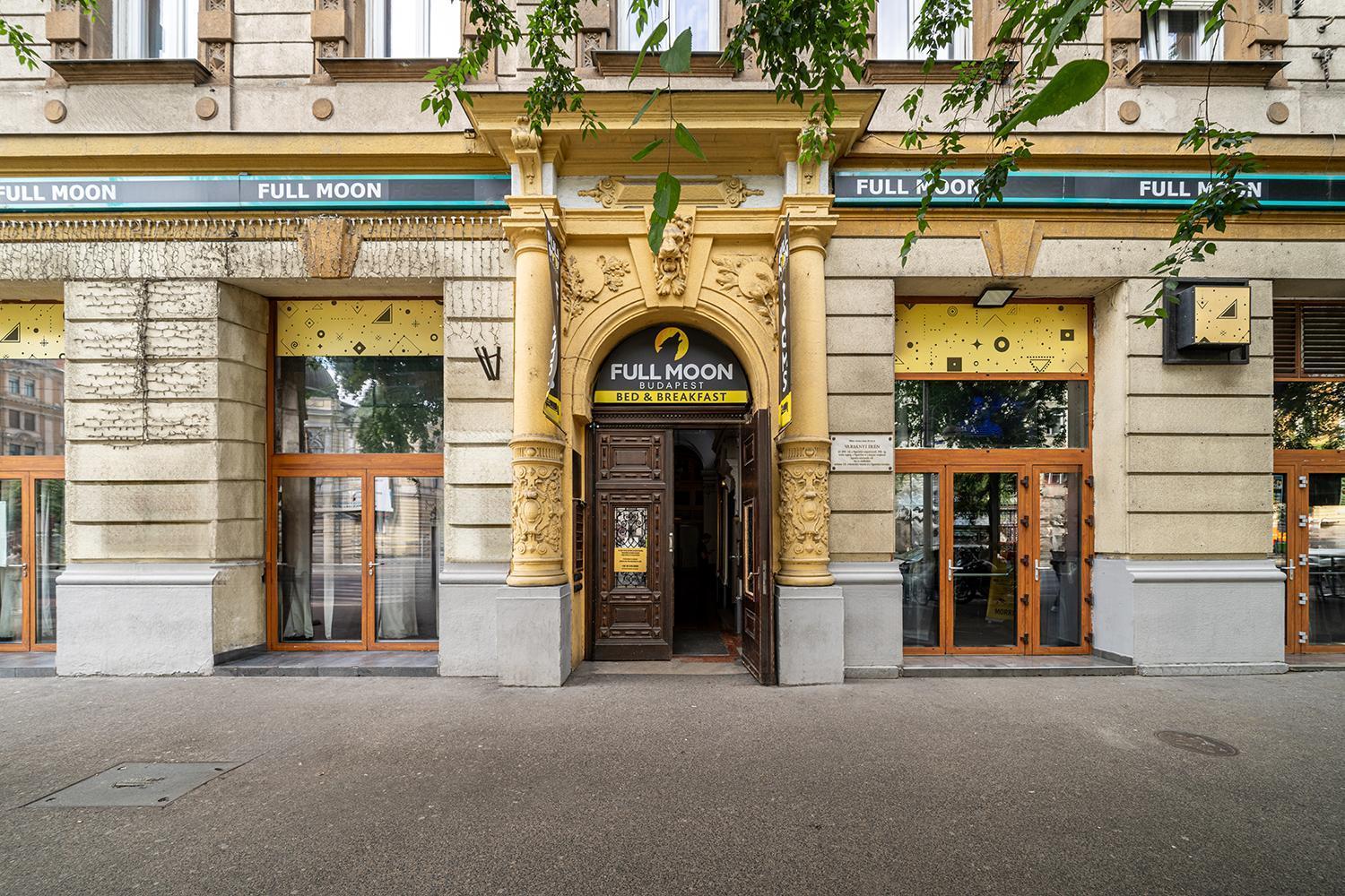 Full Moon Hotel Budapest